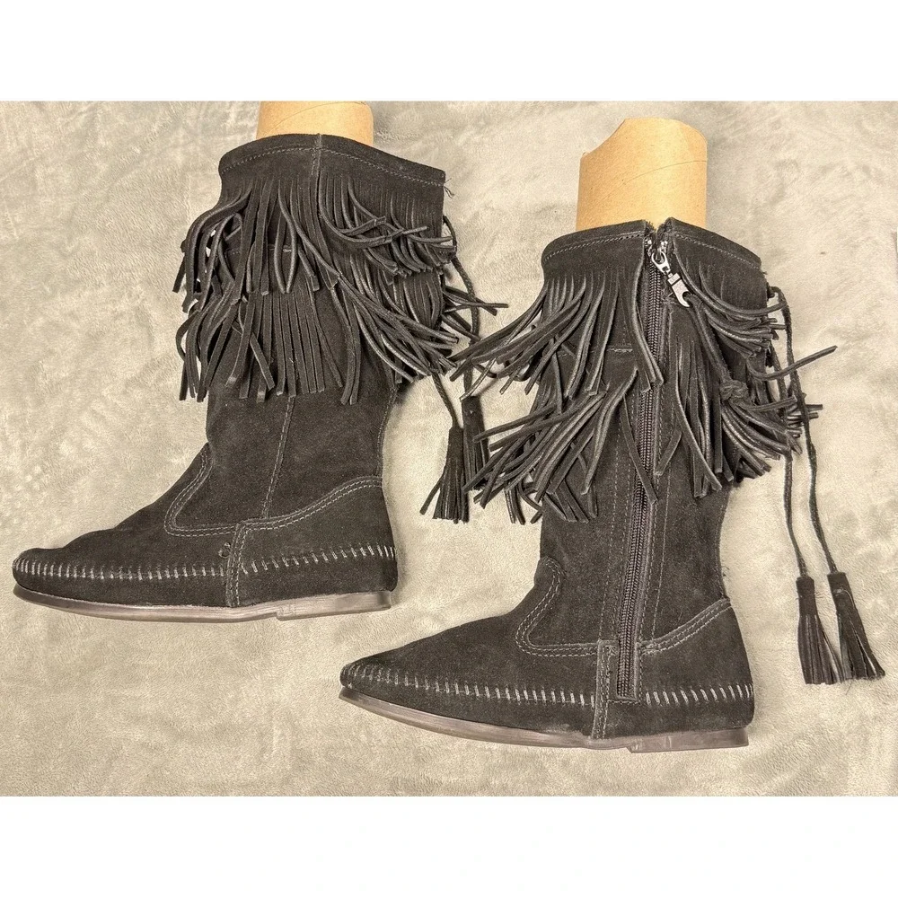 Minnetonka Boots Womens 5 Black Suede Fringe 3 Layer Moccasin Mid Calf